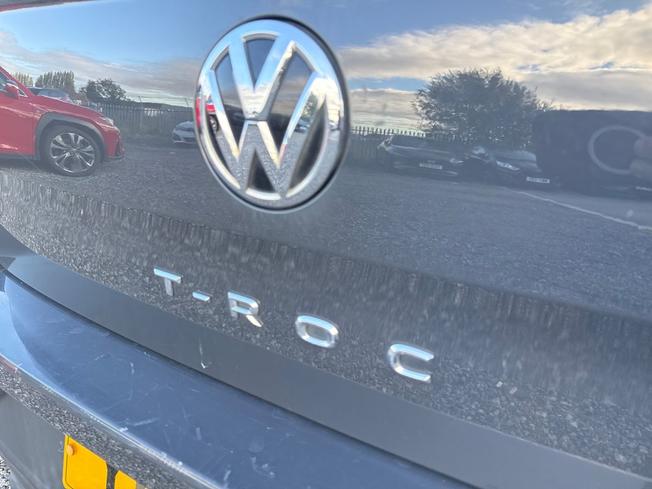 Volkswagen T-Roc Photo 44
