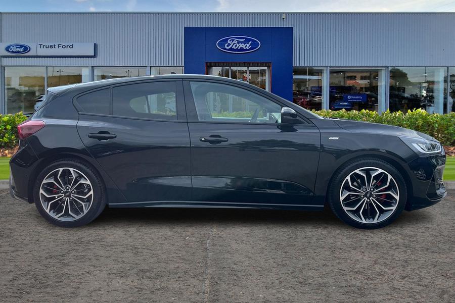 Ford FOCUS Photo autoimg-ed495cd38e6ca96f930eb45b2cab06481ad23a98.jpg
