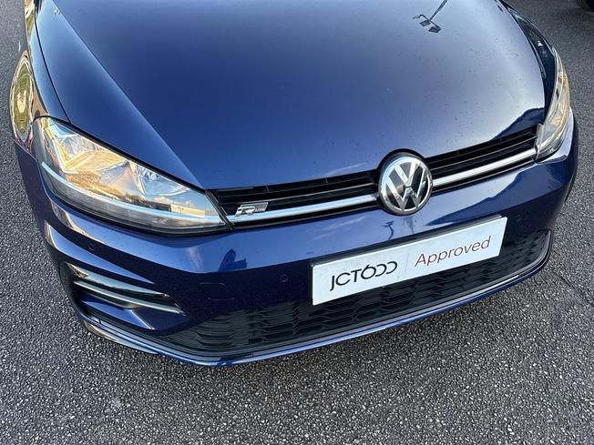 VOLKSWAGEN Golf Photo 31