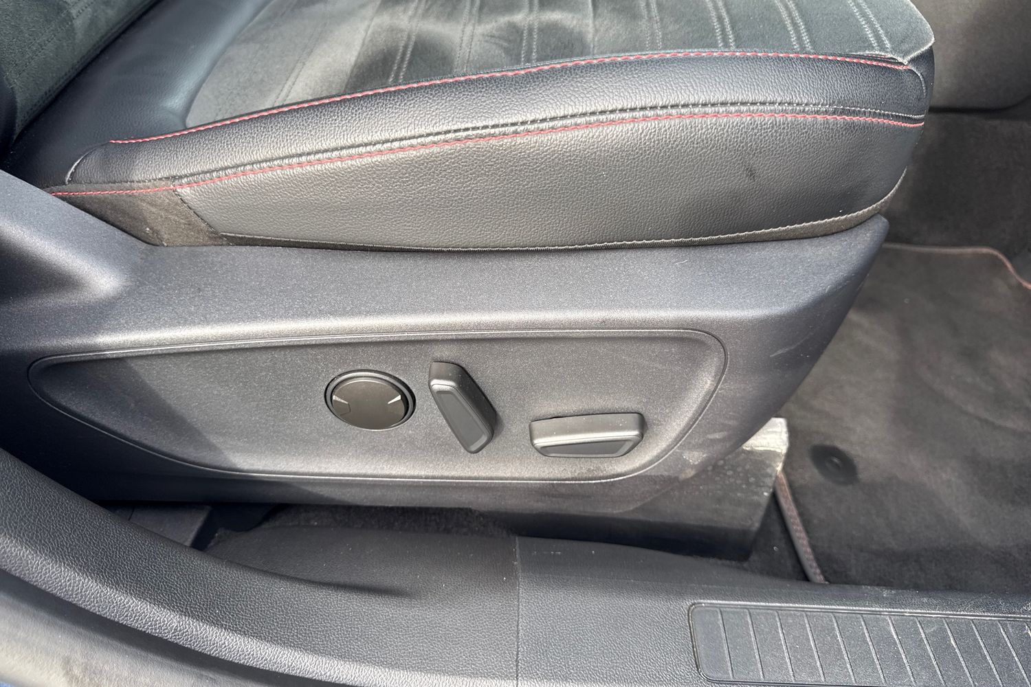 Ford KUGA Photo 37
