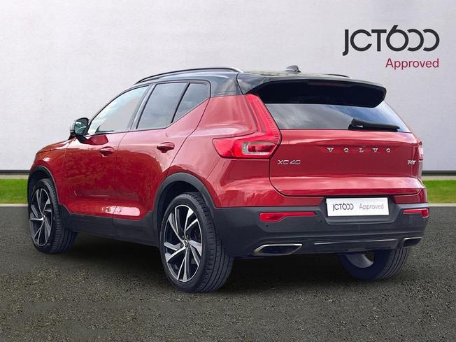 VOLVO XC40 Photo 3