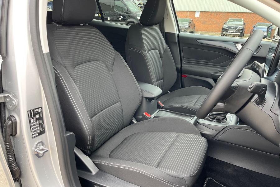 Ford Focus Photo autoimg-ed4d3c48810a5335ebb7310928be68dac3709890.jpg