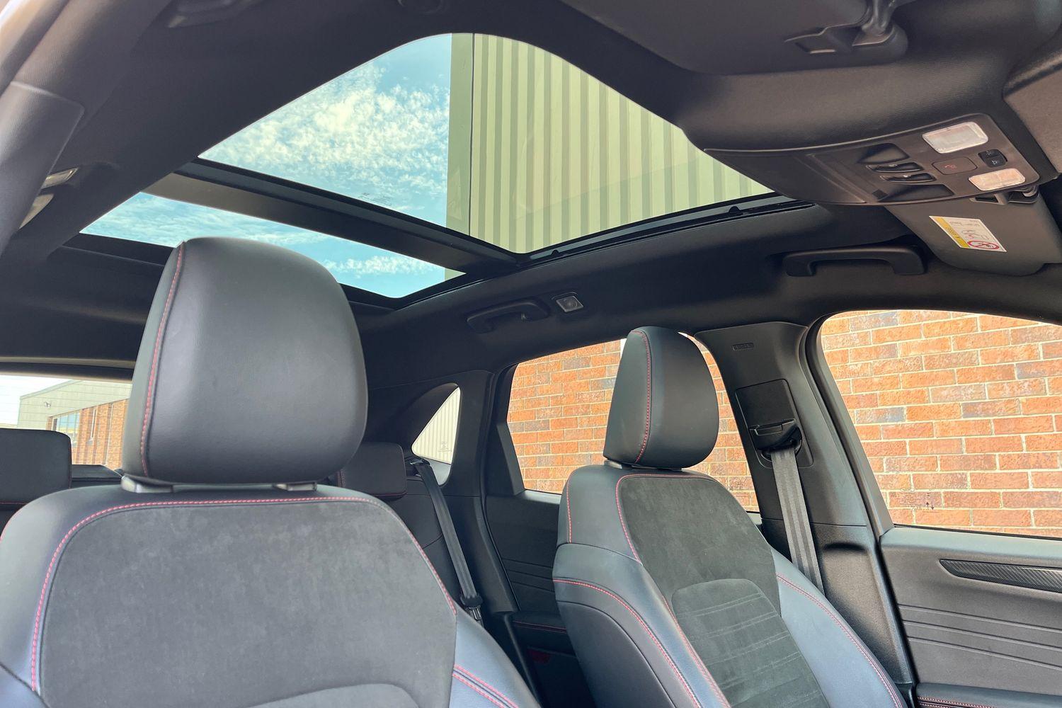 Ford KUGA Photo 39