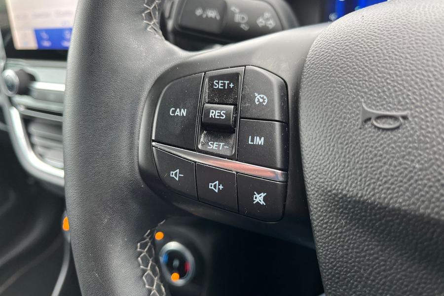 Ford FIESTA Photo autoimg-ed5529459192e7fad25b33bf59ad20c3b5f76f0b.jpg