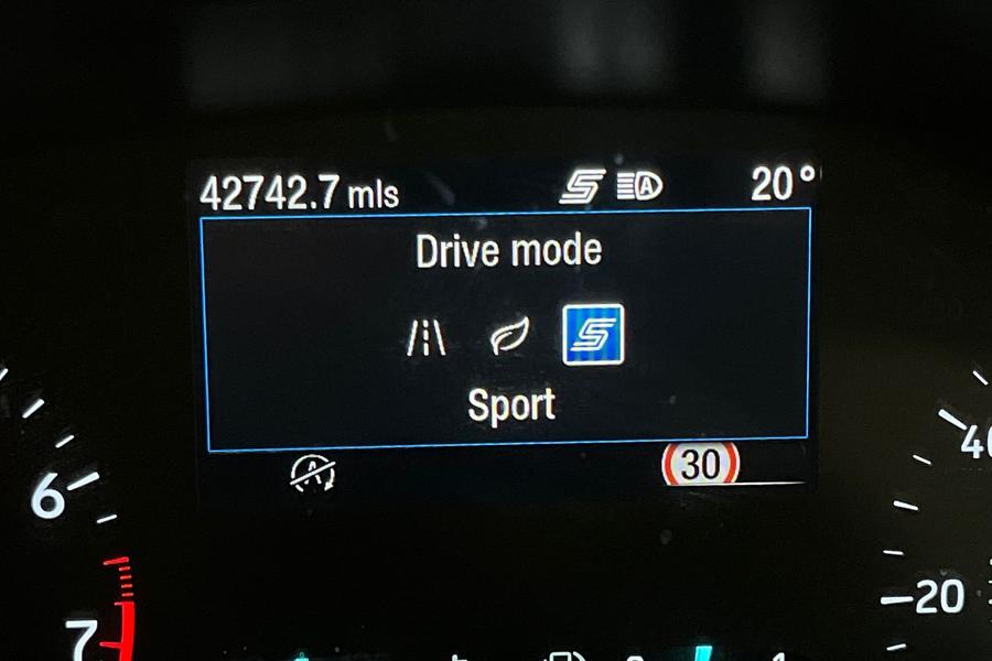 Ford FIESTA Photo autoimg-ed581b01b71e3354e547ce1c62d6bed594ca3255.jpg