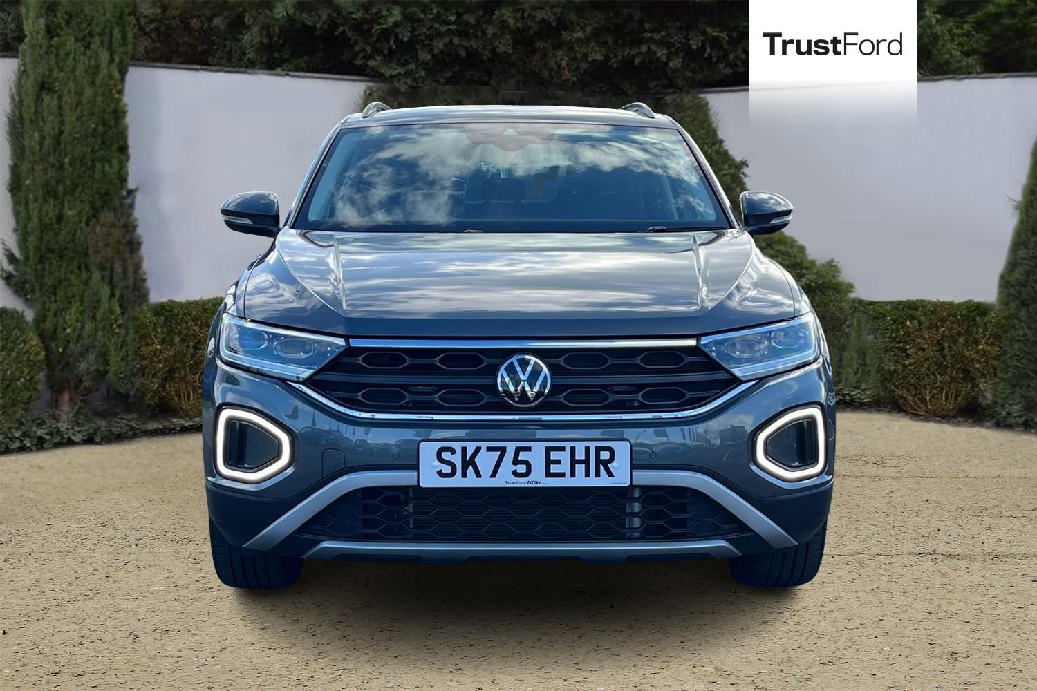 Volkswagen T-Roc Photo 5