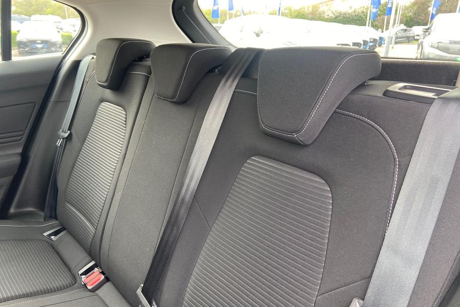 Ford FOCUS Photo autoimg-ed5b43d97ea6a1ad67759970c9a85c2d5b9df986.jpg