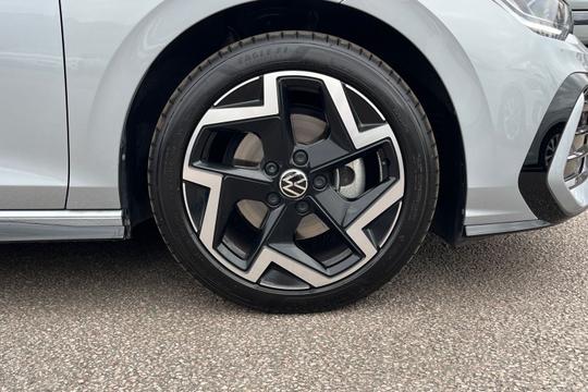 Volkswagen Golf Photo autoimg-ed5bc441d48753a6f4e3d240d77edefd1f8244d3.jpg
