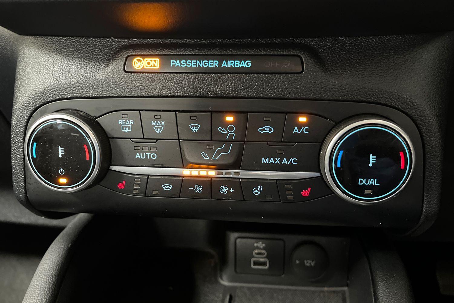 Ford Kuga Photo 26