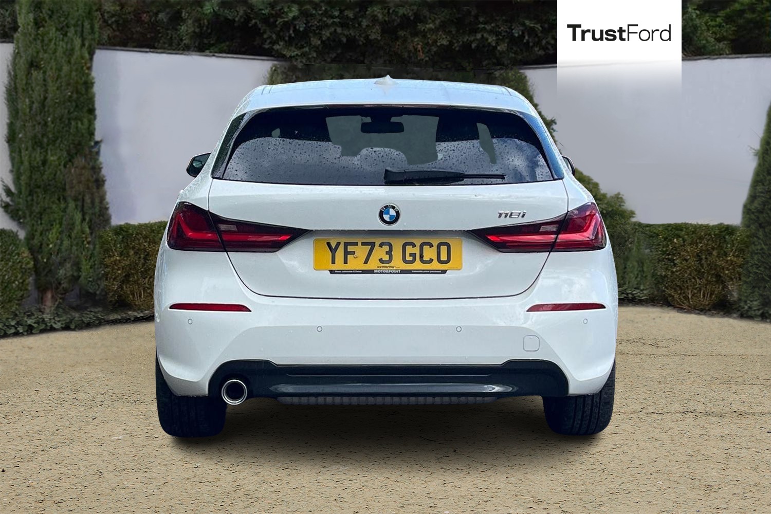 BMW 1 SERIES Photo 6
