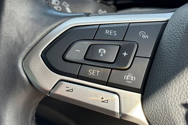 Volkswagen Golf Photo 16