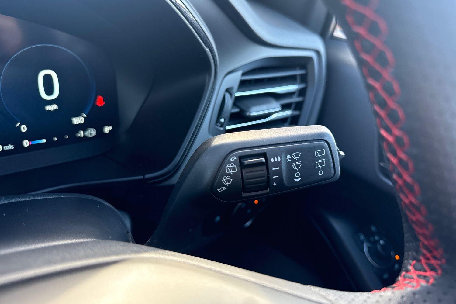 FORD FOCUS Photo 14