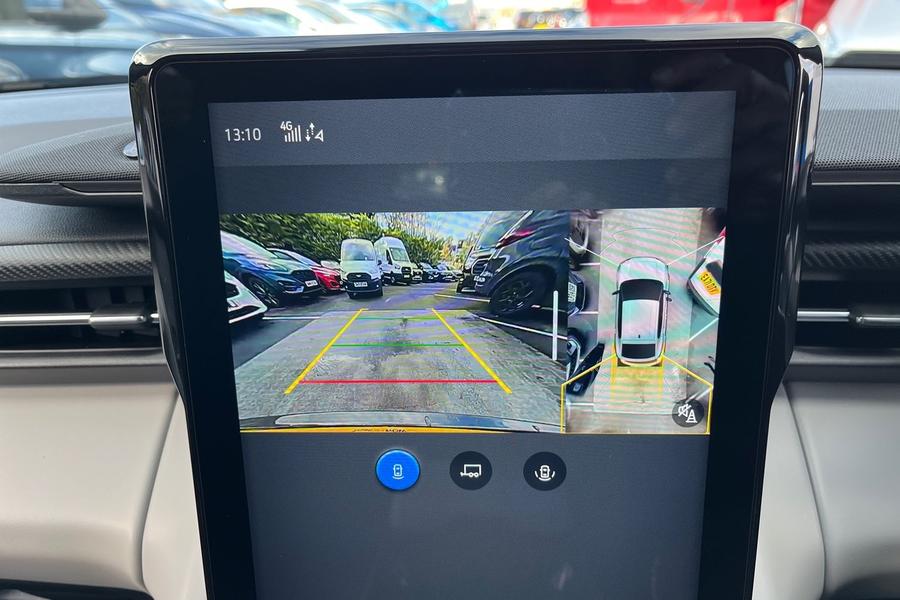 Ford Capri Photo autoimg-ed65fa95b2360099068922b731a04f9aeec1662a.jpg