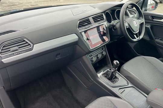 Volkswagen Tiguan Photo autoimg-ed6b8f4191ad4b796dda978f243b18f4c699a6e3.jpg