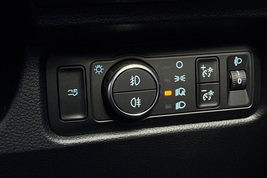 Ford RANGER Photo autoimg-ed6c99f05737a1de6df585b0d4789214ec2df1de.jpg