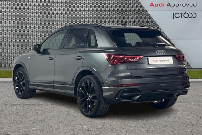 AUDI Q3 Photo 3