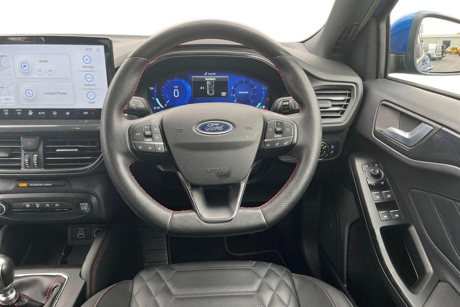 Ford FOCUS Photo autoimg-ed765ece4e0ebb48e63da95c318215fa7449330b.jpg
