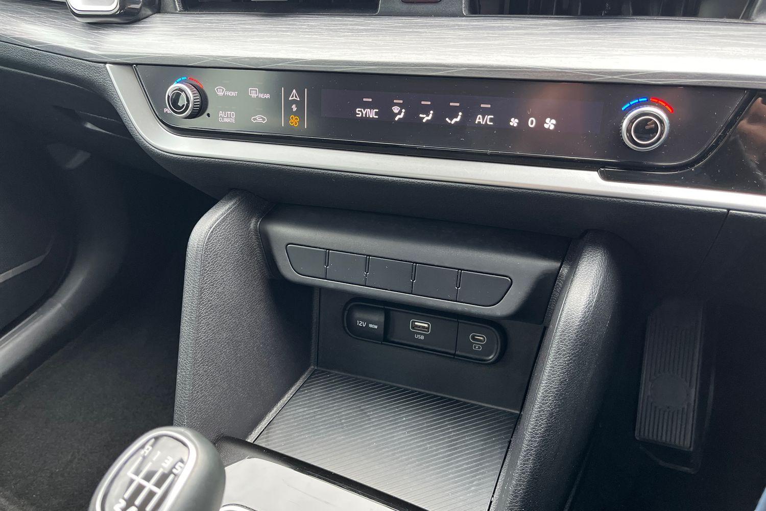Kia SPORTAGE Photo 30