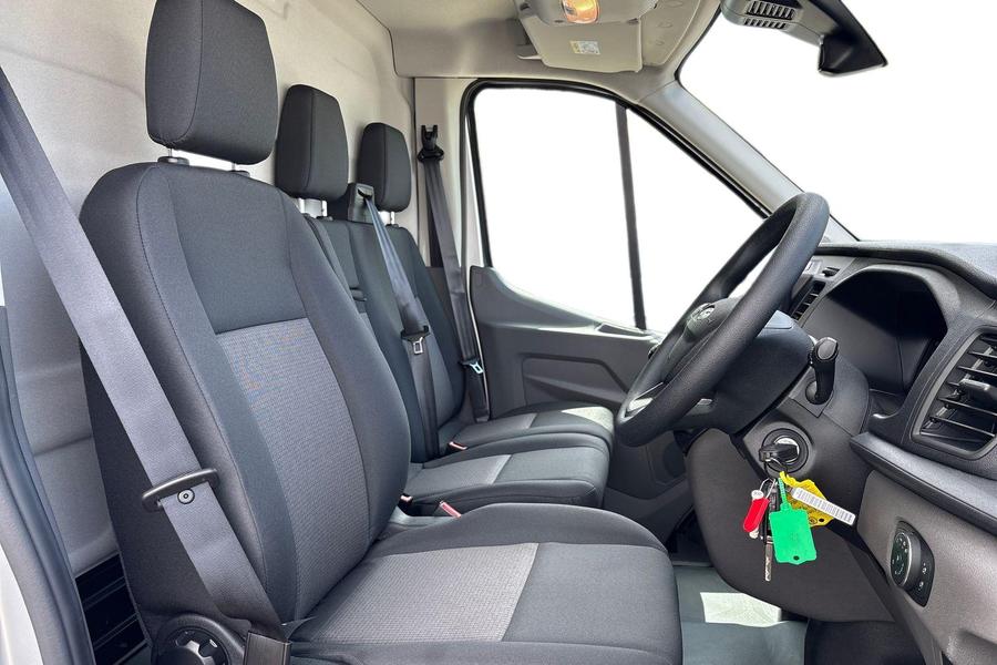 Ford Transit Photo autoimg-ed7d476ba8b5a64760cc57bda61f693713495a8f.jpg