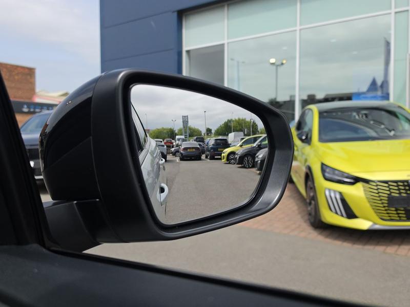 Used Peugeot 3008 RK23ZYV 25