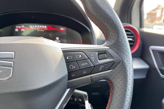 SEAT Arona Photo 17