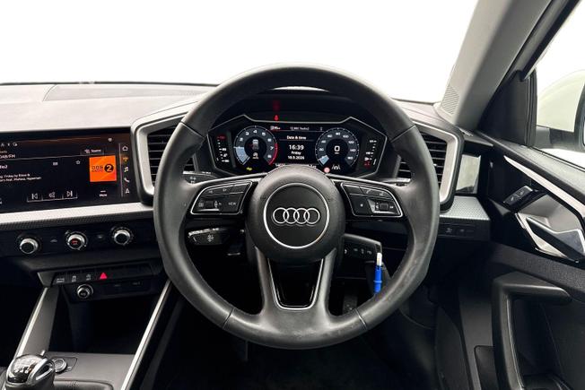 AUDI A1 Photo 11