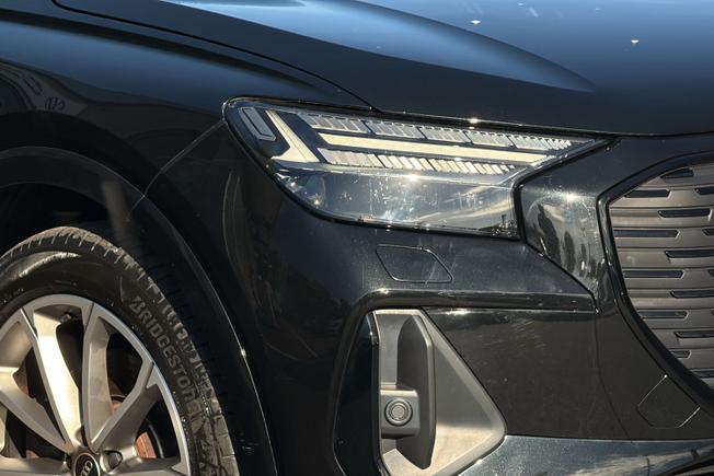 Audi Q4 e-tron Photo 19