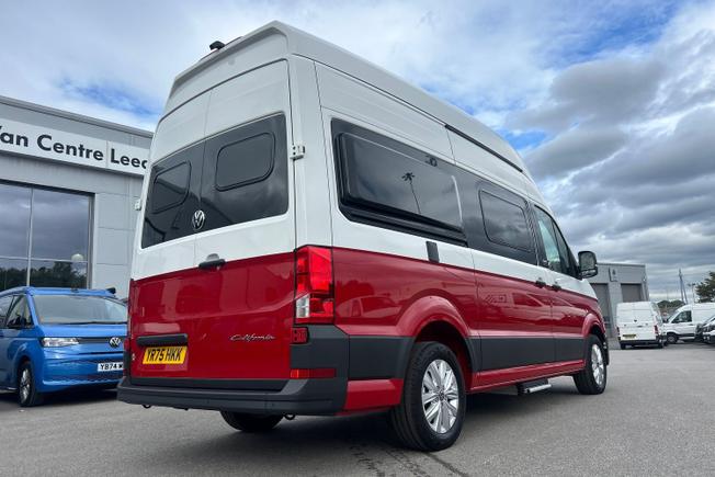 VOLKSWAGEN Grand California Photo 26
