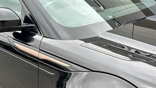 Land Rover Range Rover Evoque Photo autoimg-ed8a58fe8062a5b918024309f82d7ef46670c329.jpg