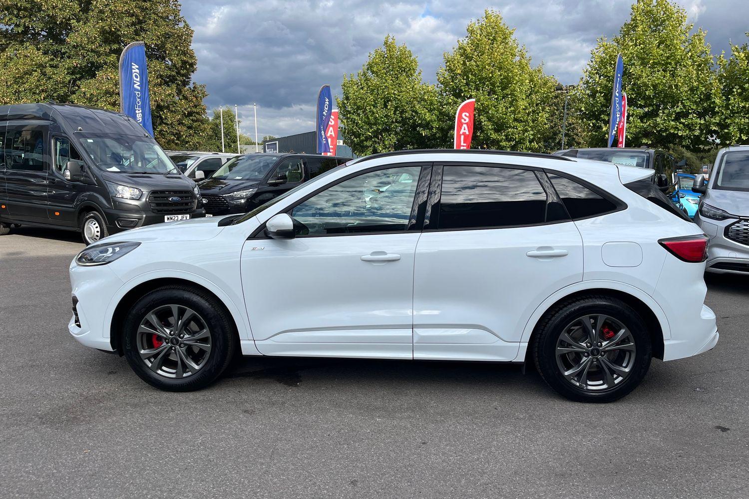 Ford KUGA Photo 33
