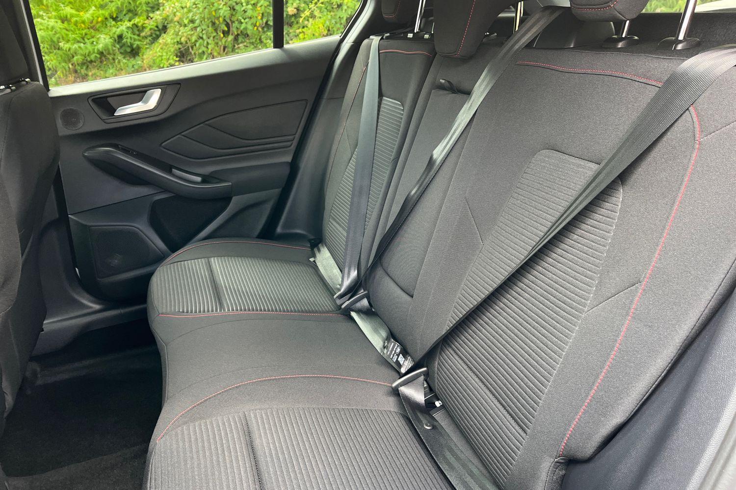 Ford FOCUS Photo 34