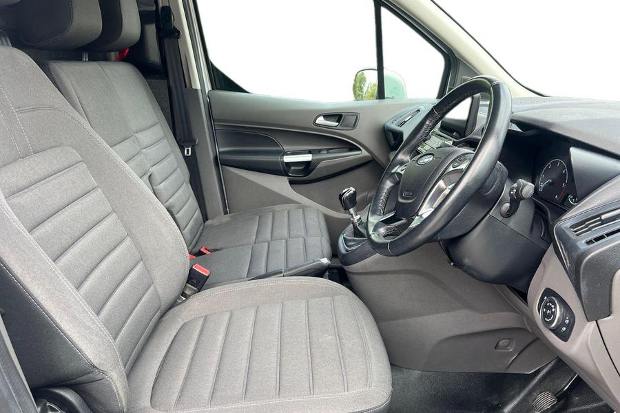 Ford TRANSIT CONNECT Photo autoimg-ed93e8abede5a07c8899dbe69d3e84b28f96c236.jpg