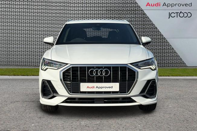 Audi Q3 Photo 8