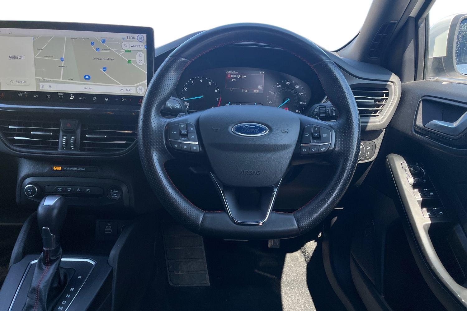 Ford Focus Photo 10