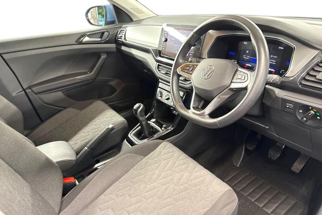 VOLKSWAGEN T-Cross Photo 6