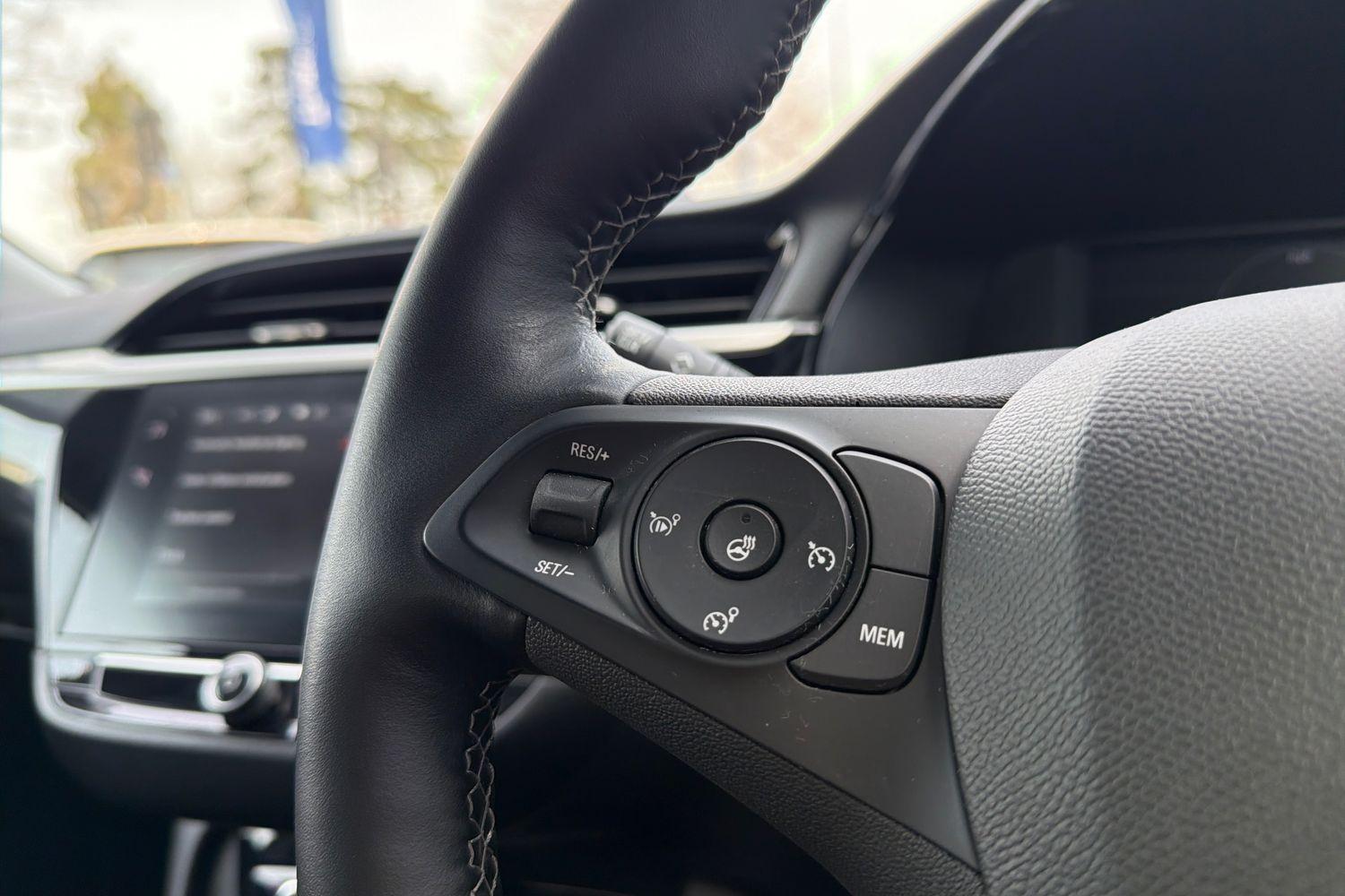 Vauxhall CORSA Photo 26
