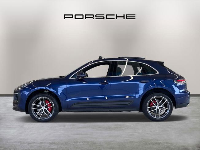 PORSCHE Macan Photo 4