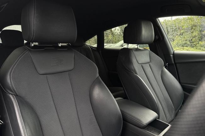 AUDI A5 Photo 36