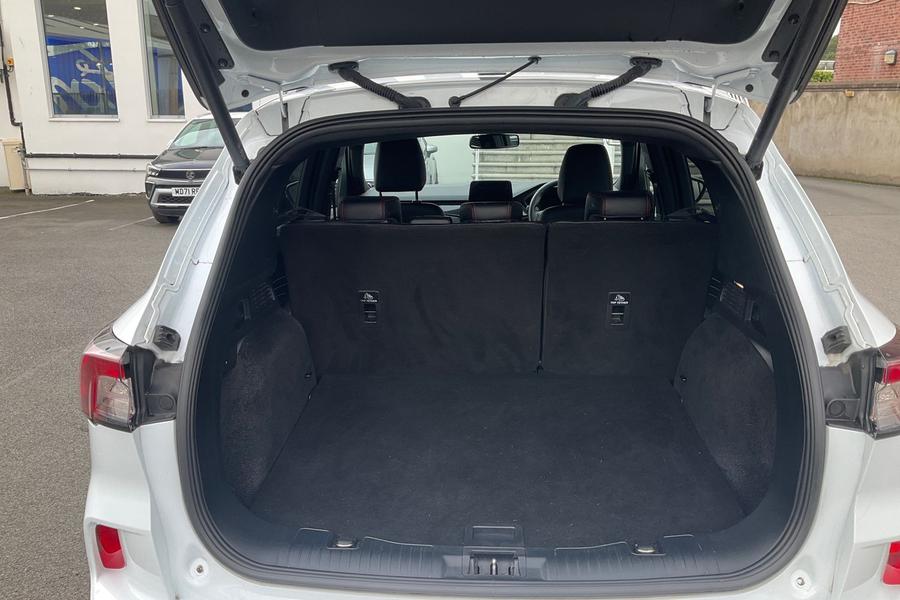 Ford KUGA Photo autoimg-ed9e116554240a6d9ae1e4327be8fb4dccc21bc4.jpg