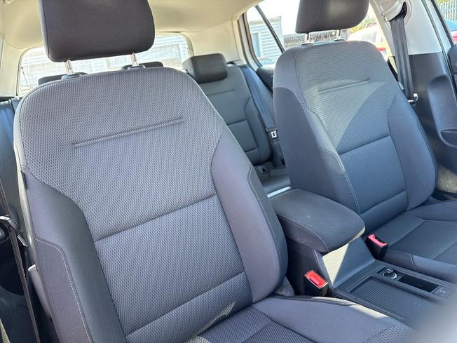 VOLKSWAGEN Golf Photo 26