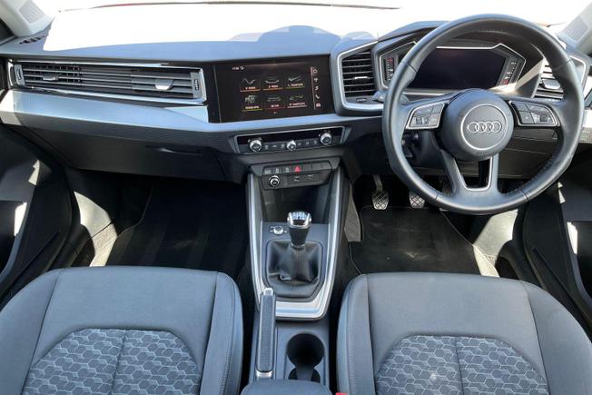 AUDI A1 Photo 10