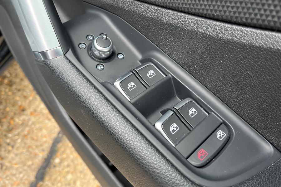 Audi Q2 Photo autoimg-eda40f3d03e7148771041b1031da60089f034871.jpg