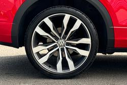 VOLKSWAGEN T-Roc Photo 5