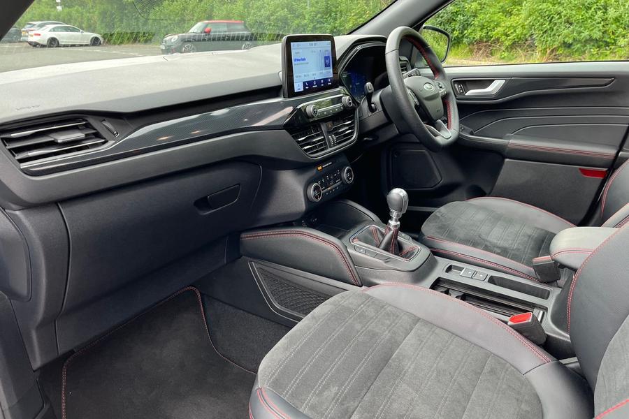 Ford KUGA Photo autoimg-eda9e6cb44076954db372e656831f5be38ecf290.jpg