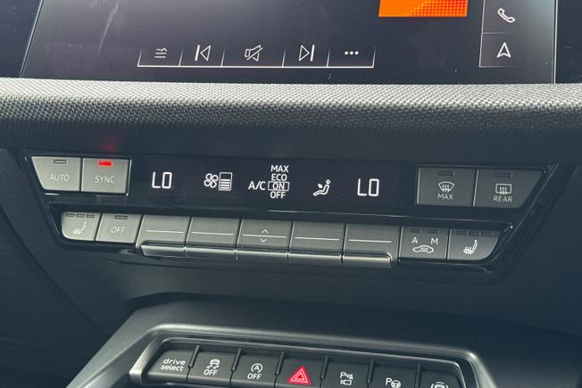 Audi A3 Photo 35