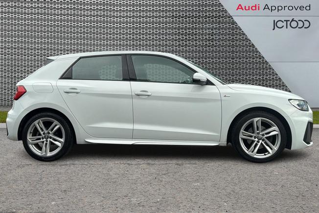 AUDI A1 Photo 4