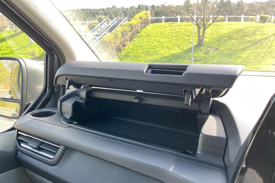 Ford TRANSIT CUSTOM Photo autoimg-edaf110226755f0c57e4d97ae045894547c34475.jpg