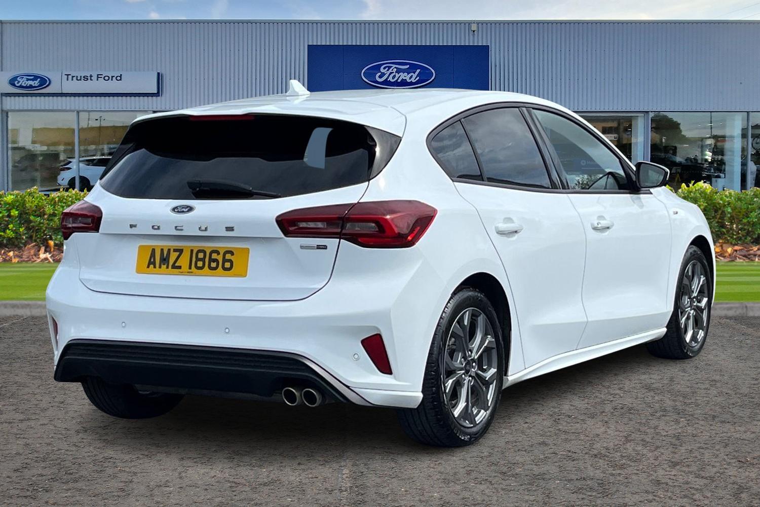 Ford FOCUS Photo 3