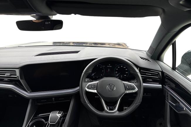 VOLKSWAGEN Touareg Photo 11