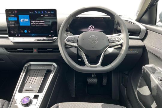 Volkswagen T-roc Photo autoimg-edb3e650b06e4677dc0e9f73e12c6b6036e9e1b8.jpg